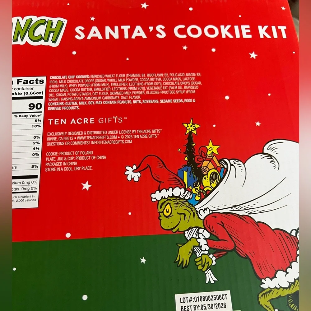 The Grinch Santa’s Cookie Kit – Plate, Mug, Milk Jug + Cookies | New in Box‎